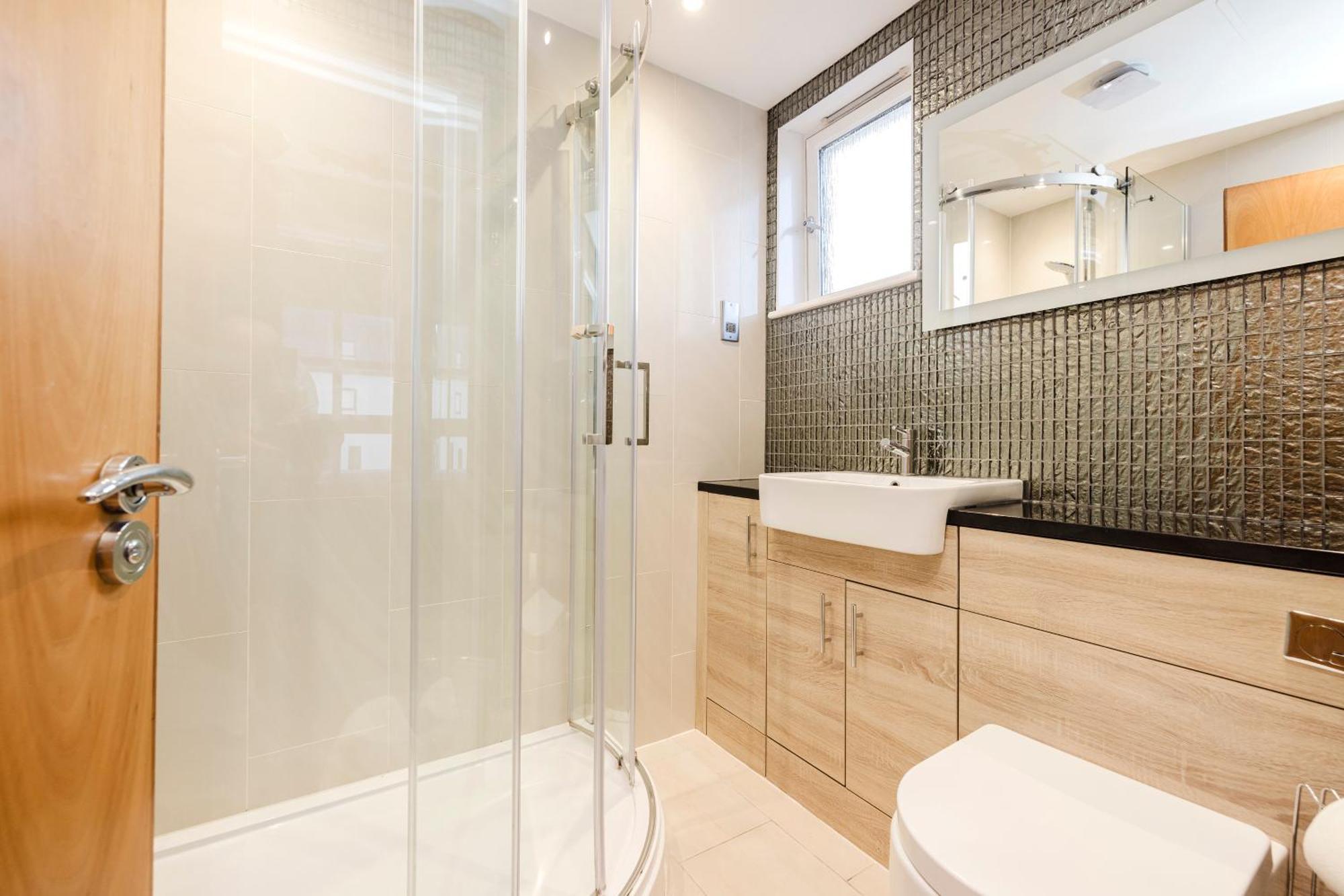Joivy Stylish Apartment With Balcony In Old Town Edinburgh Bagian luar foto