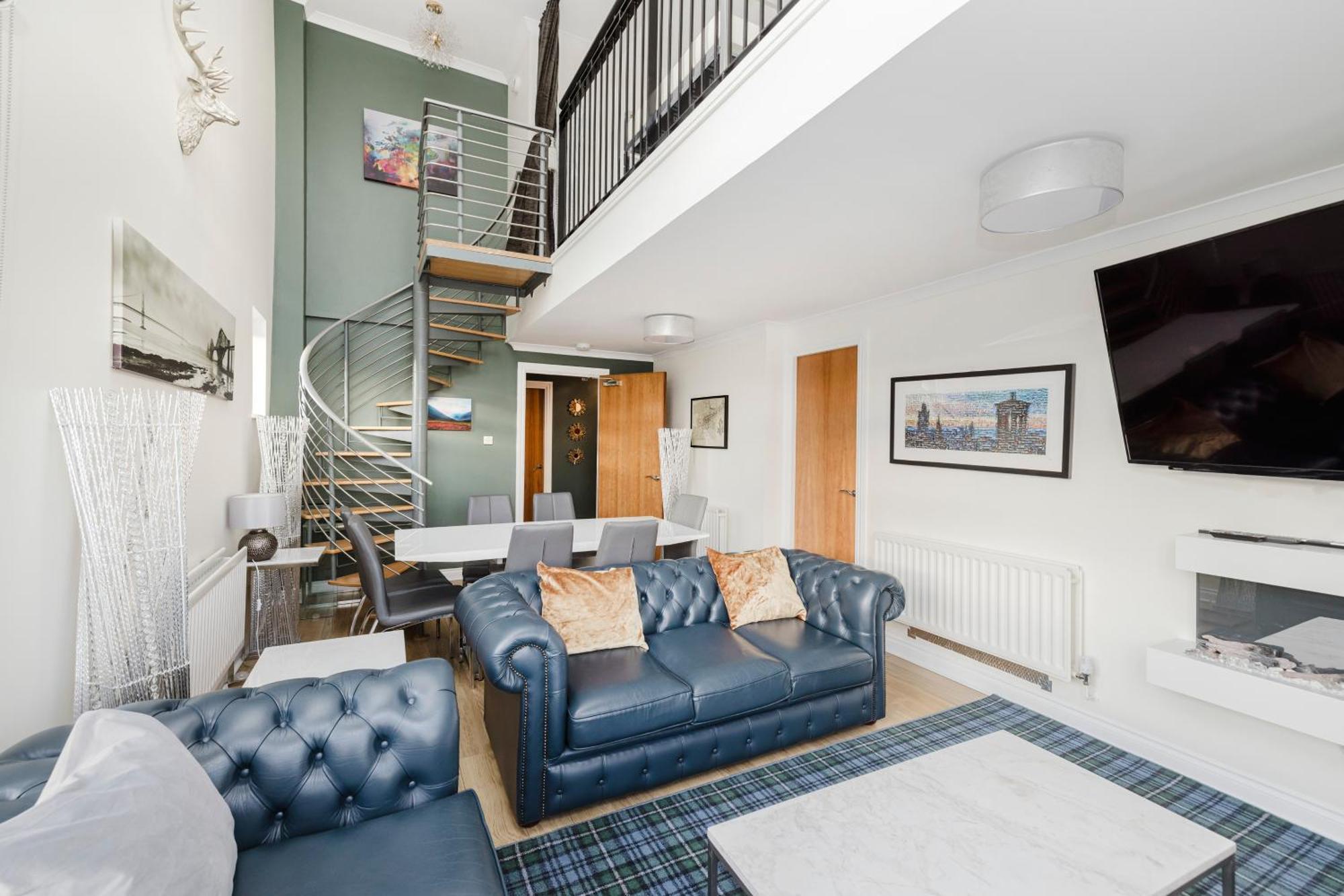 Joivy Stylish Apartment With Balcony In Old Town Edinburgh Bagian luar foto
